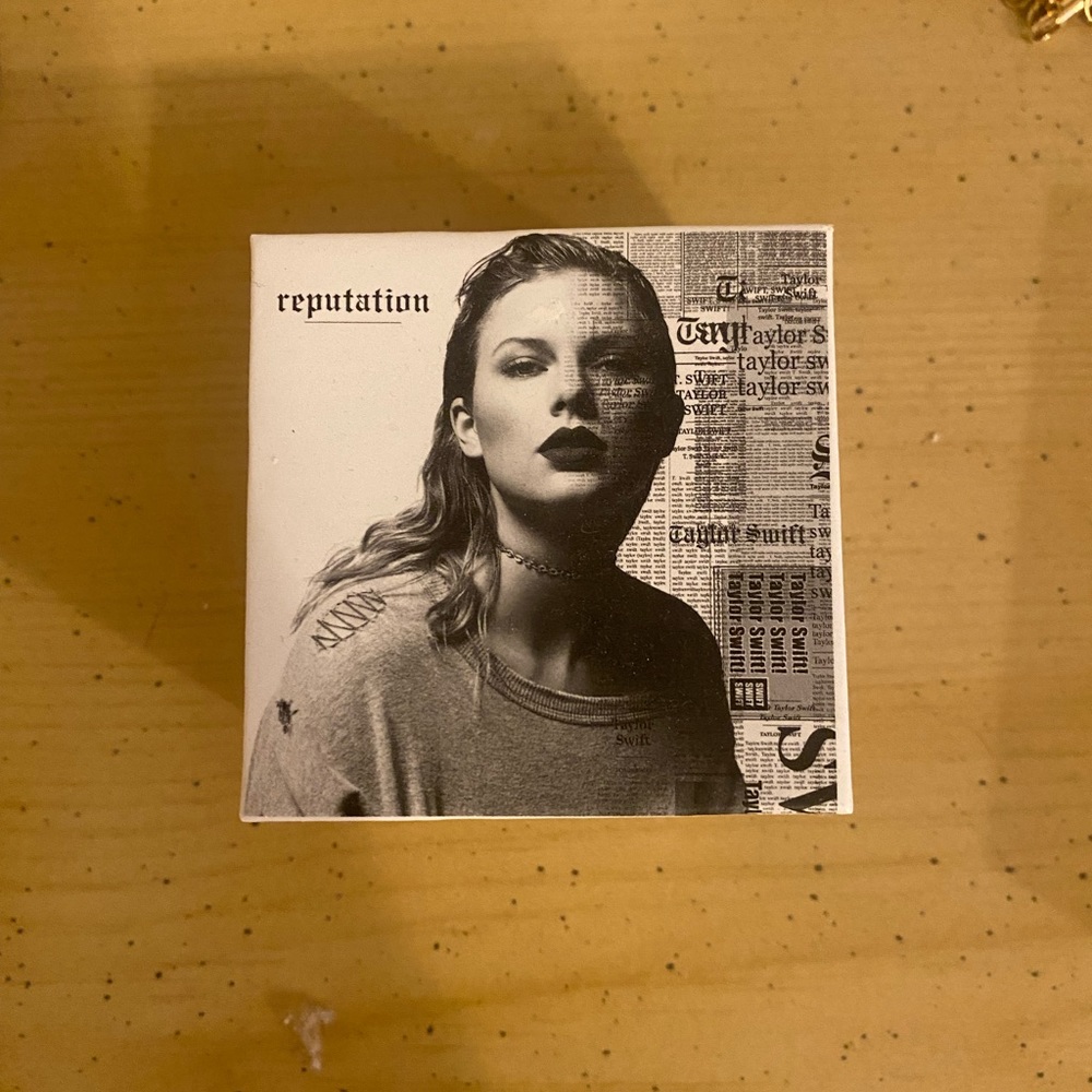 Taylor Swift Reputation Snake Ring
